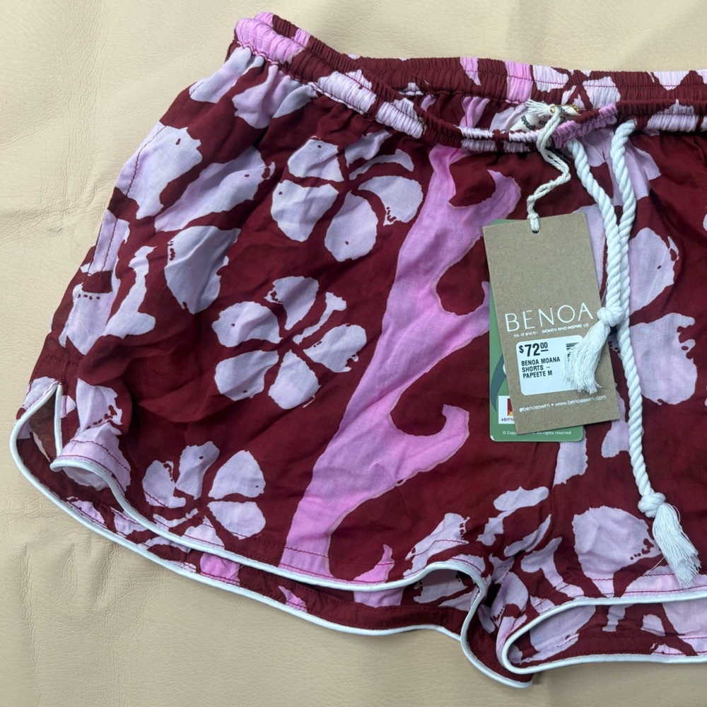 Benoa Swimwear Moana Papeete Shorts NWT Medium Hawaii Eco Swimwear
